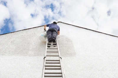 Peinture extérieure à Saint-Georges-sur-Moulon — façades et ravalement